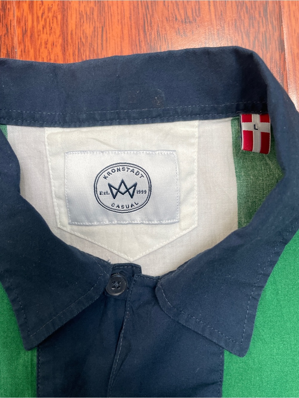 Kronstadt Casual Men's Navy & Green Button-Up shirt